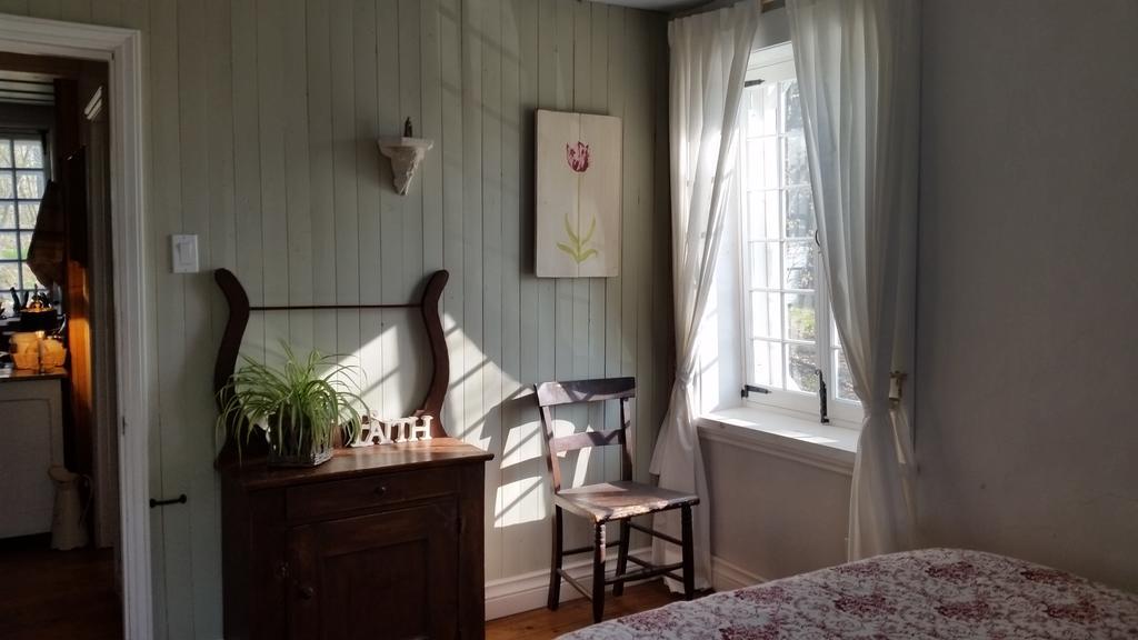 La Maison Ancestrale Guerard Saint-Laurent-de-l'ile d'Orleans ภายนอก รูปภาพ