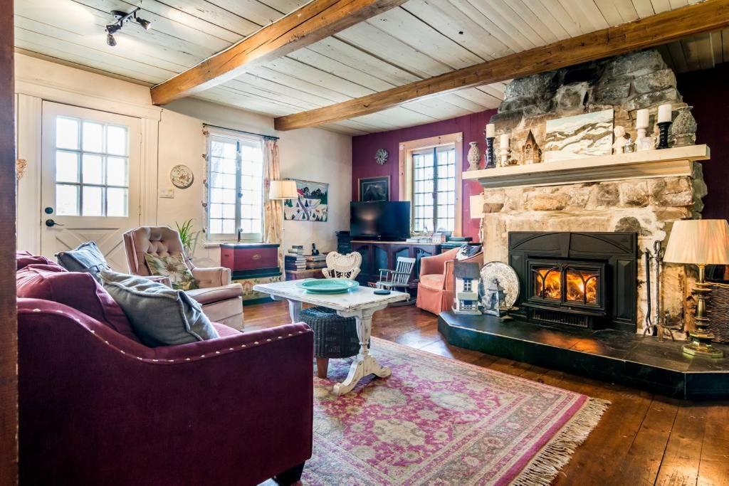 La Maison Ancestrale Guerard Saint-Laurent-de-l'ile d'Orleans ภายนอก รูปภาพ