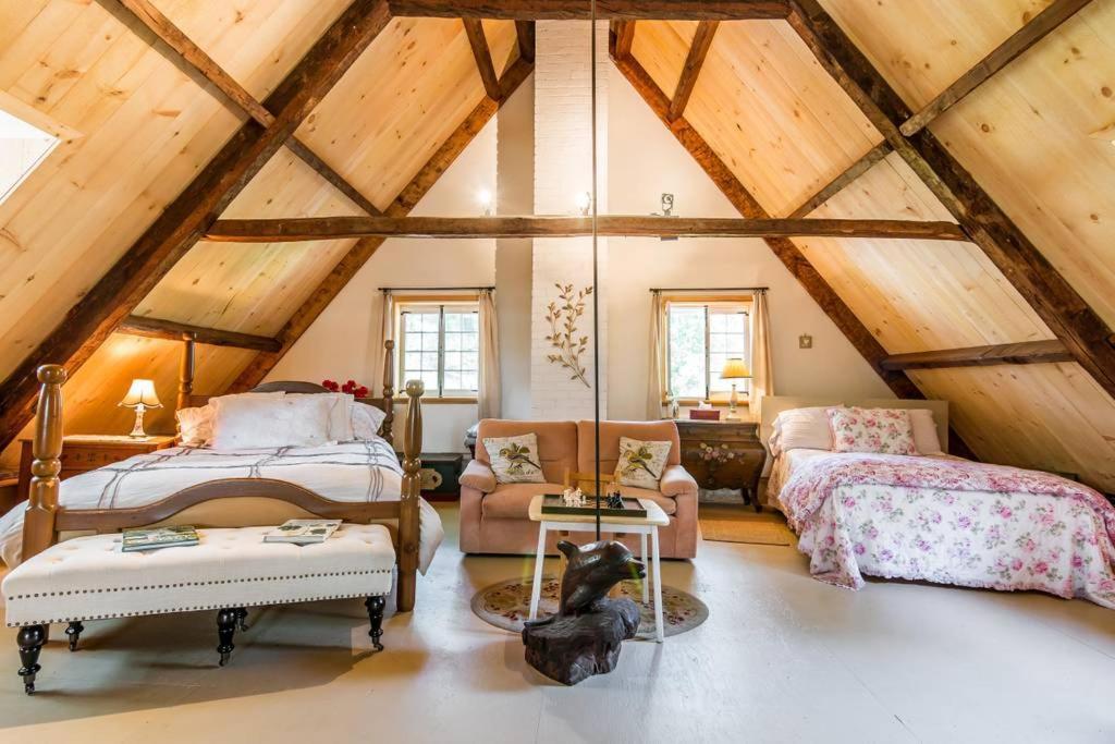 La Maison Ancestrale Guerard Saint-Laurent-de-l'ile d'Orleans ภายนอก รูปภาพ